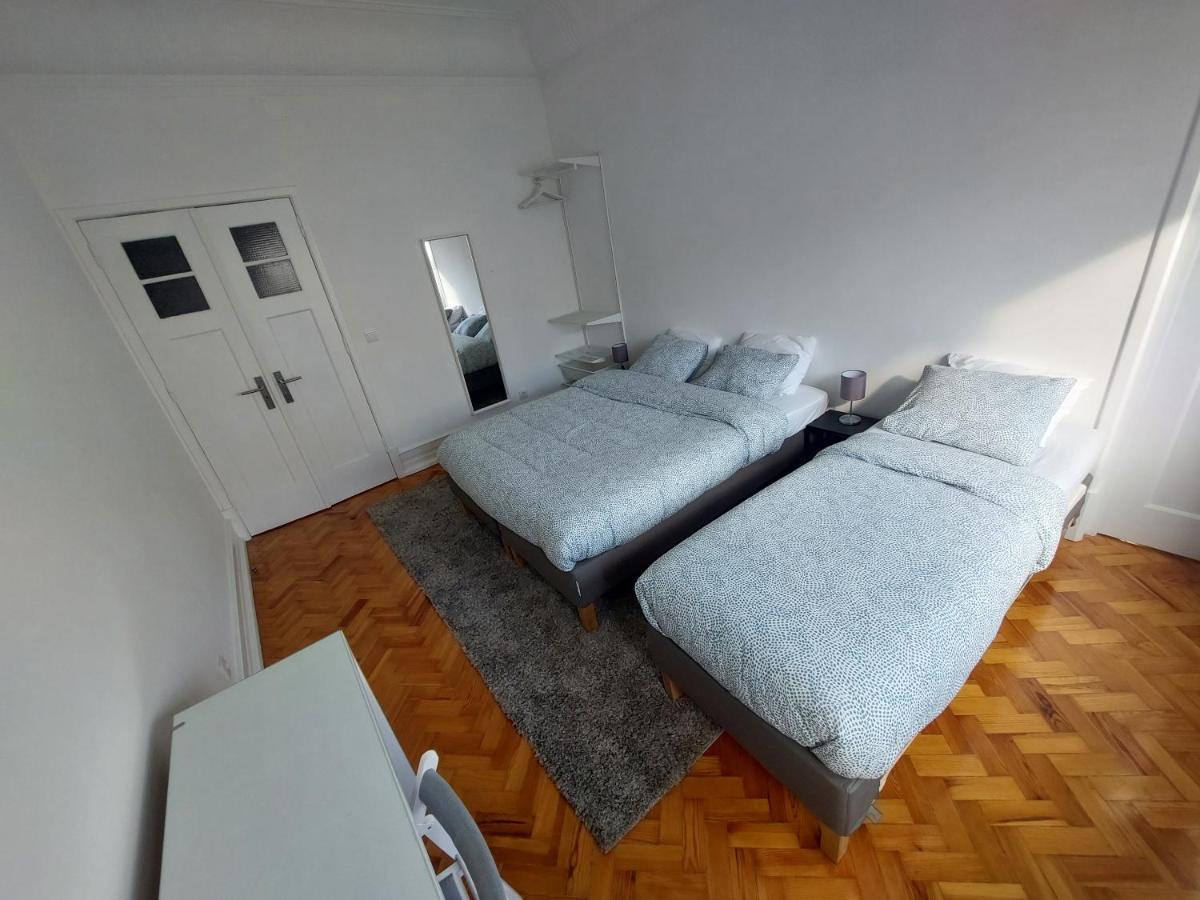 Cabralus Hotel Lisbon Room photo