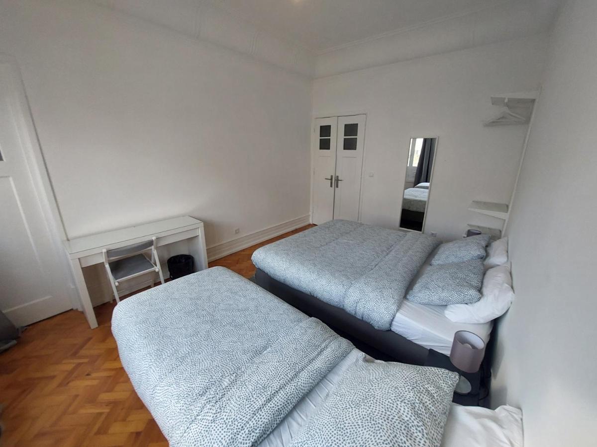 Cabralus Hotel Lisbon Room photo