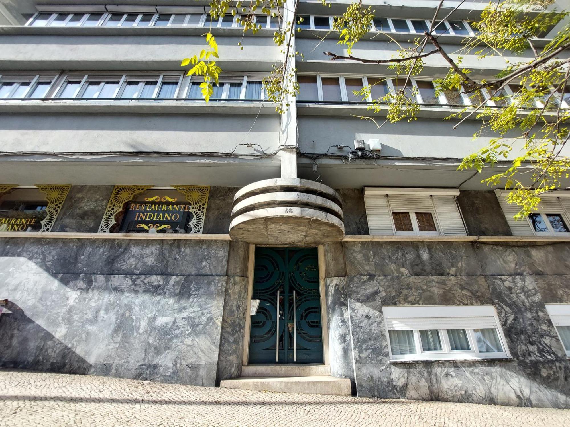 Cabralus Hotel Lisbon Exterior photo